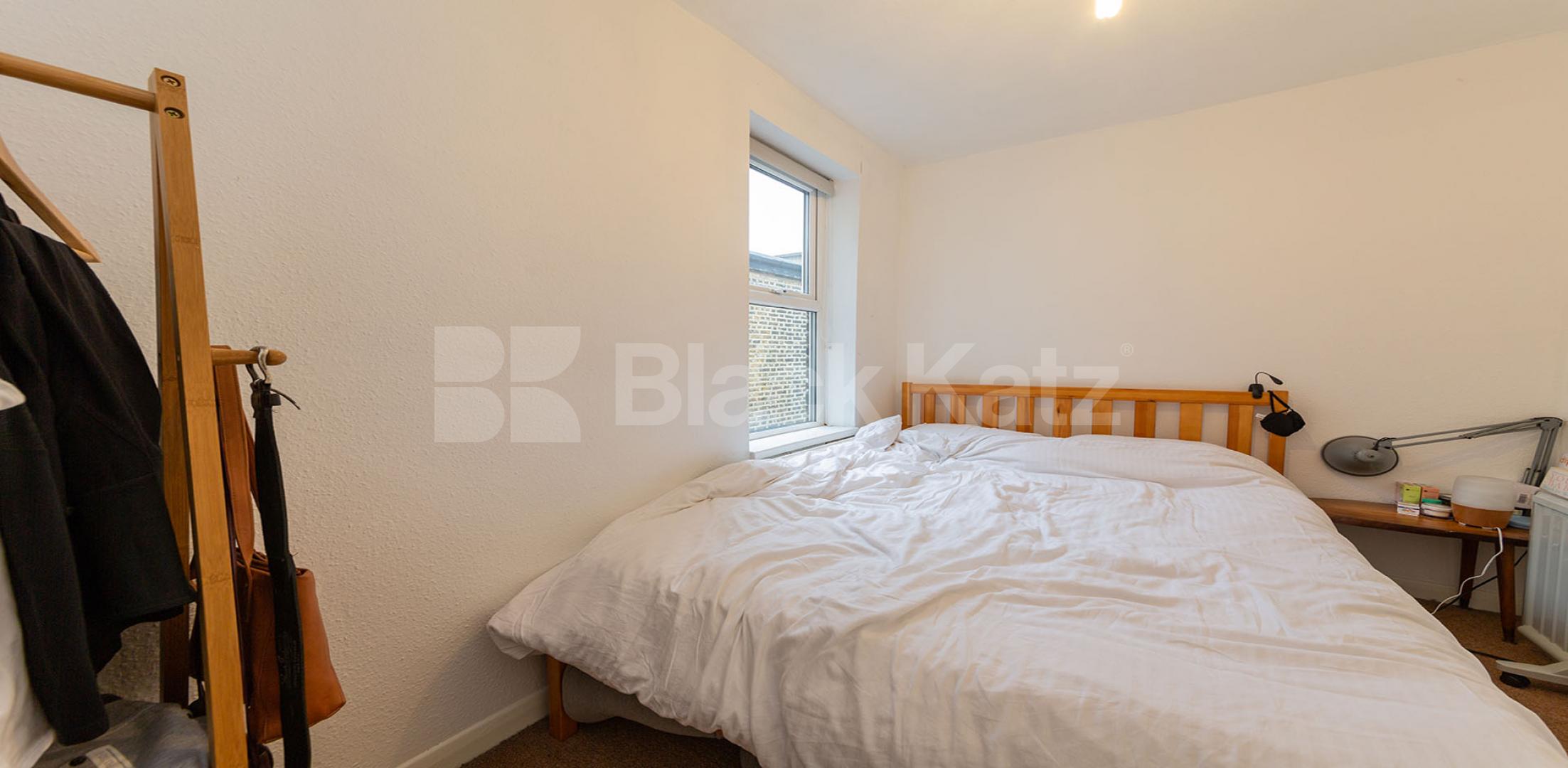 Modern Apartment Chapter Road, Willesden Green